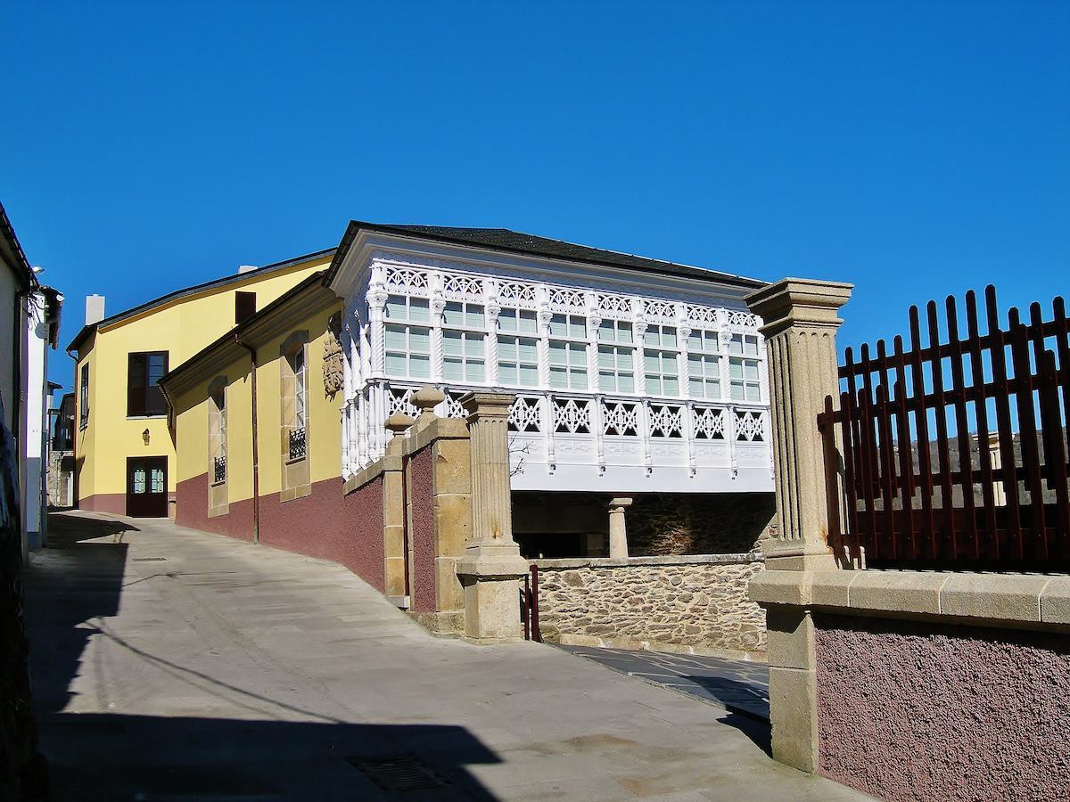 فندق Mirador Da Ribeira Viana do Bolo المظهر الخارجي الصورة
