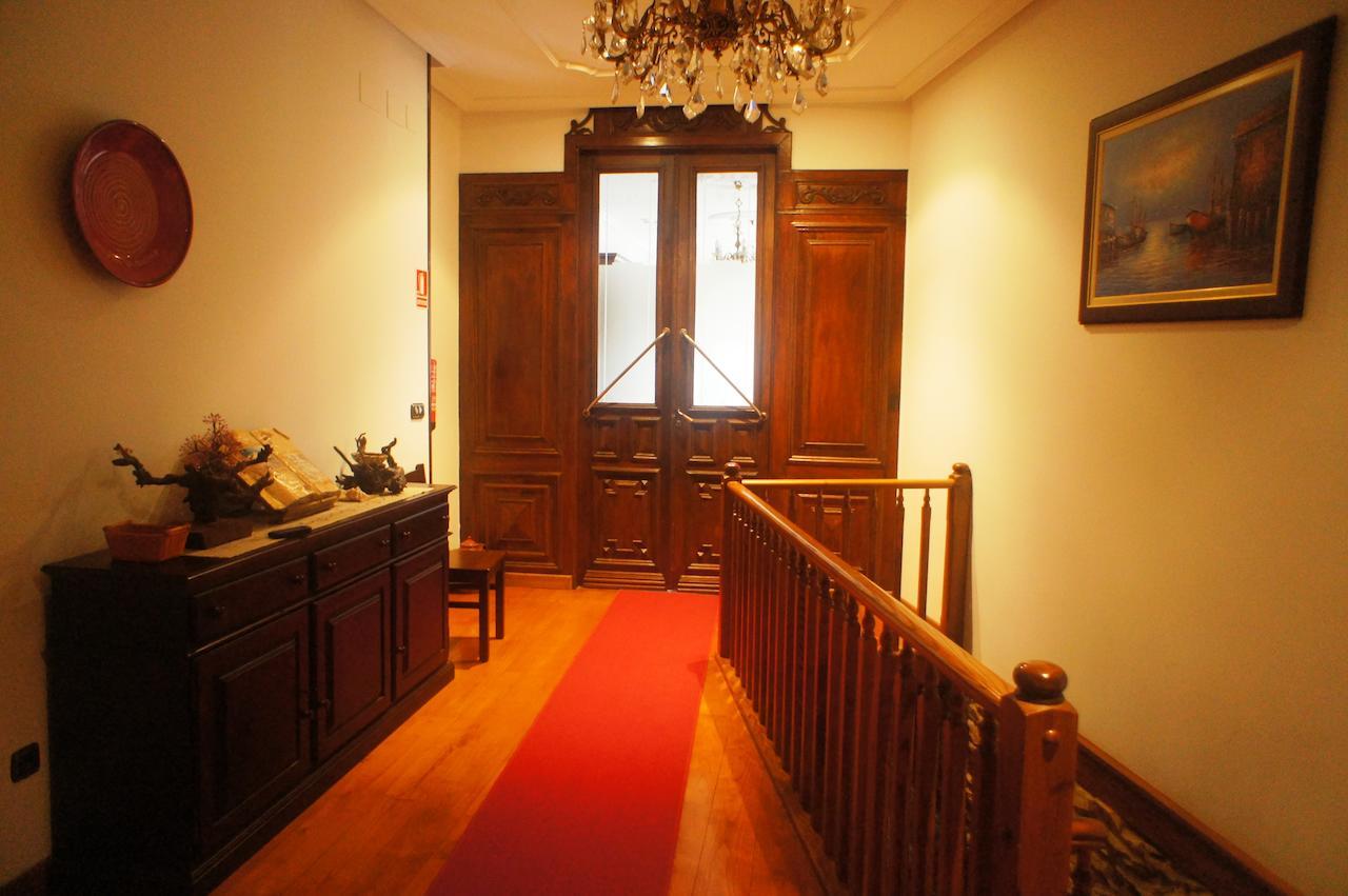 فندق Mirador Da Ribeira Viana do Bolo المظهر الخارجي الصورة